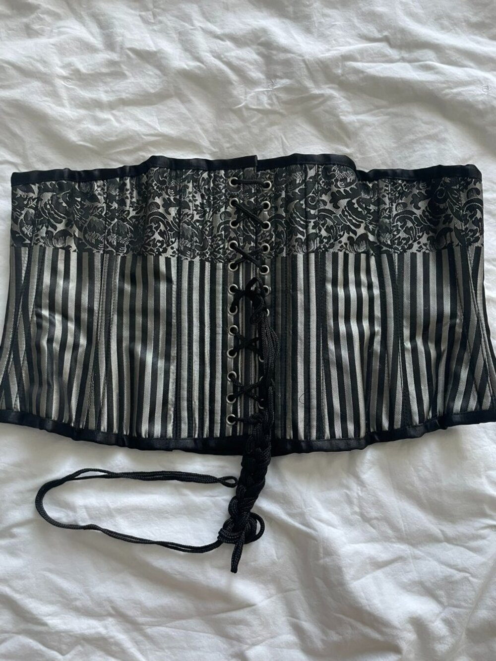 Black & Silver Under‑Bust Corset – Striped Metallic Panels – Lace Trim